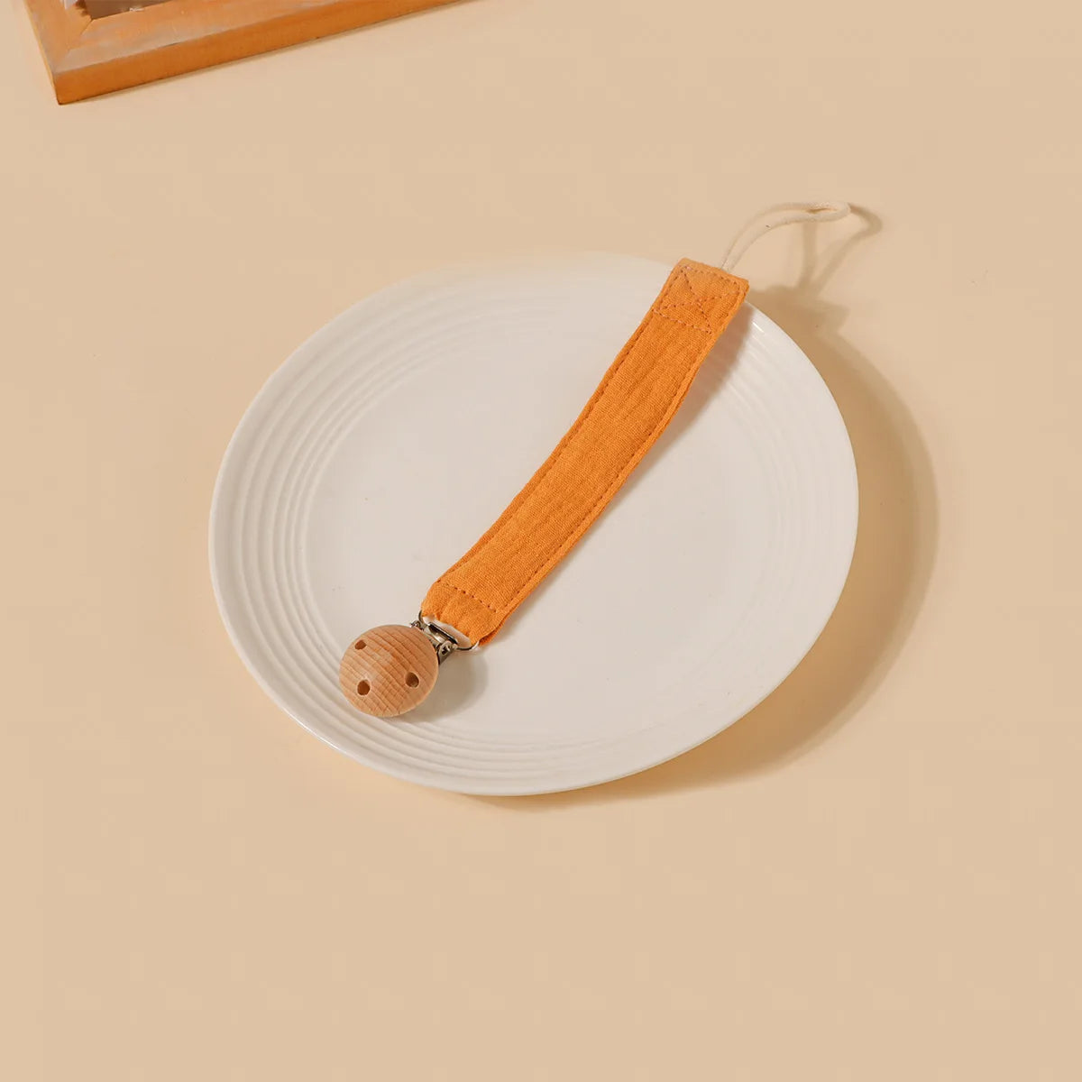 Cute Beech Wood Pacifier Clip with Cotton Strap