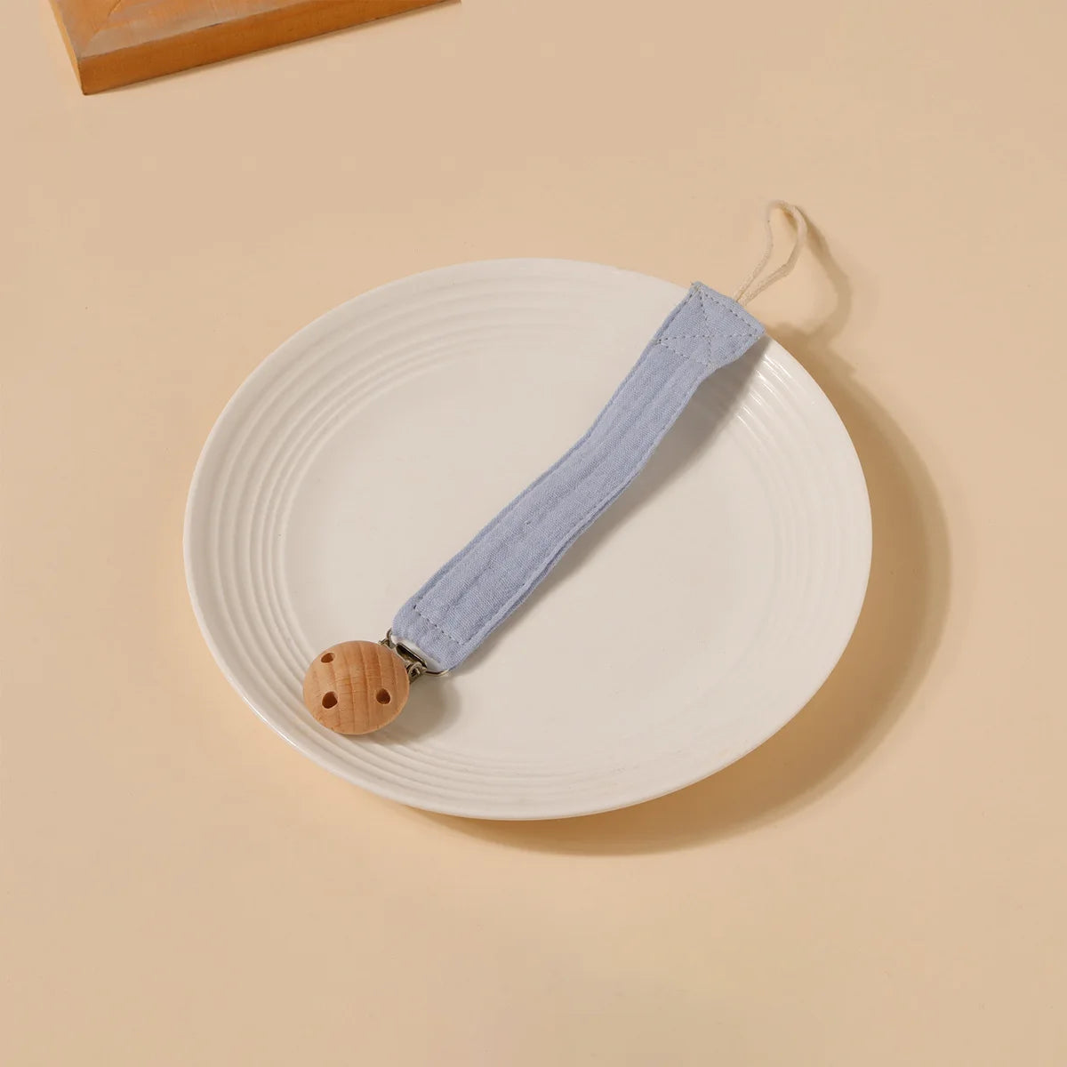 Cute Beech Wood Pacifier Clip with Cotton Strap